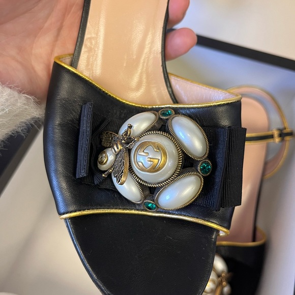 Gucci Heels - Picture 2 of 6